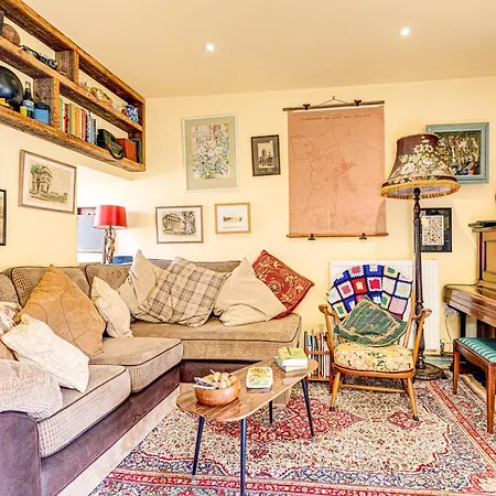 Family Country With A Private Valley View * Scarborough