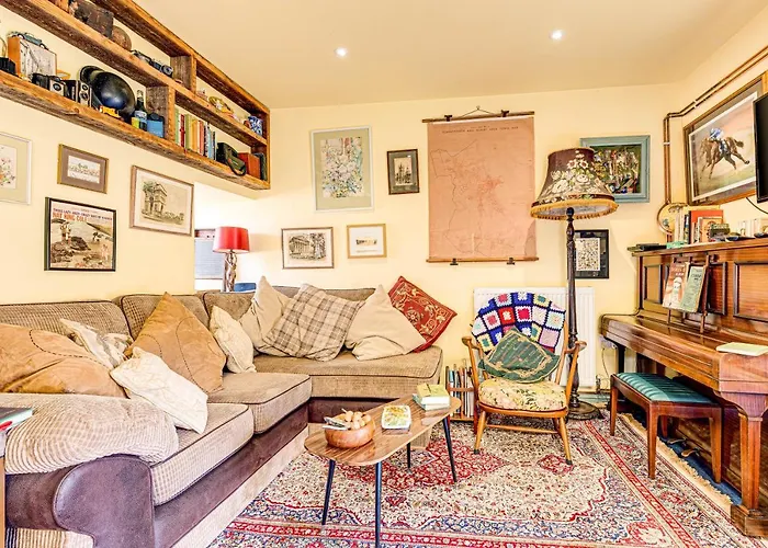 Family Country With A Private Valley View * Scarborough